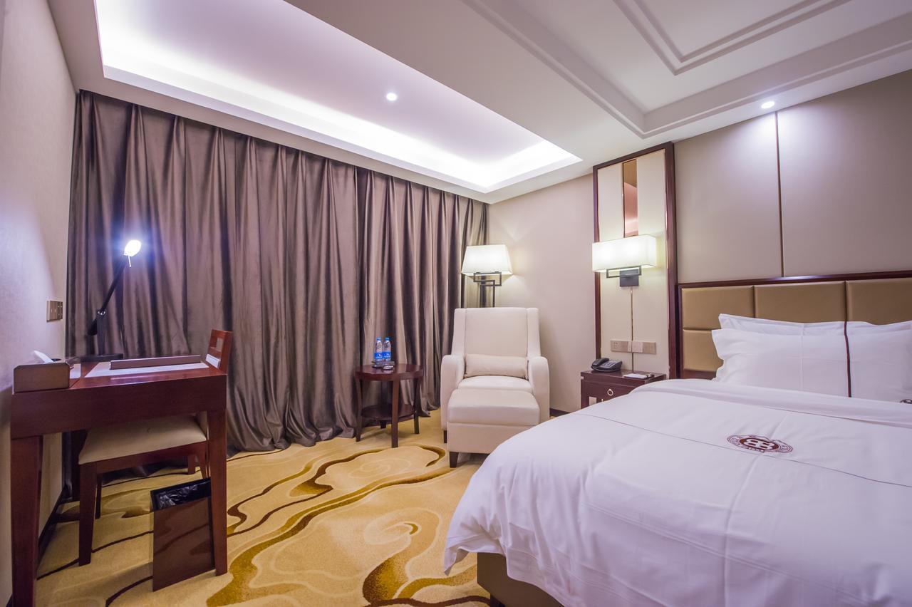 Guilin Tailian Hotel Экстерьер фото