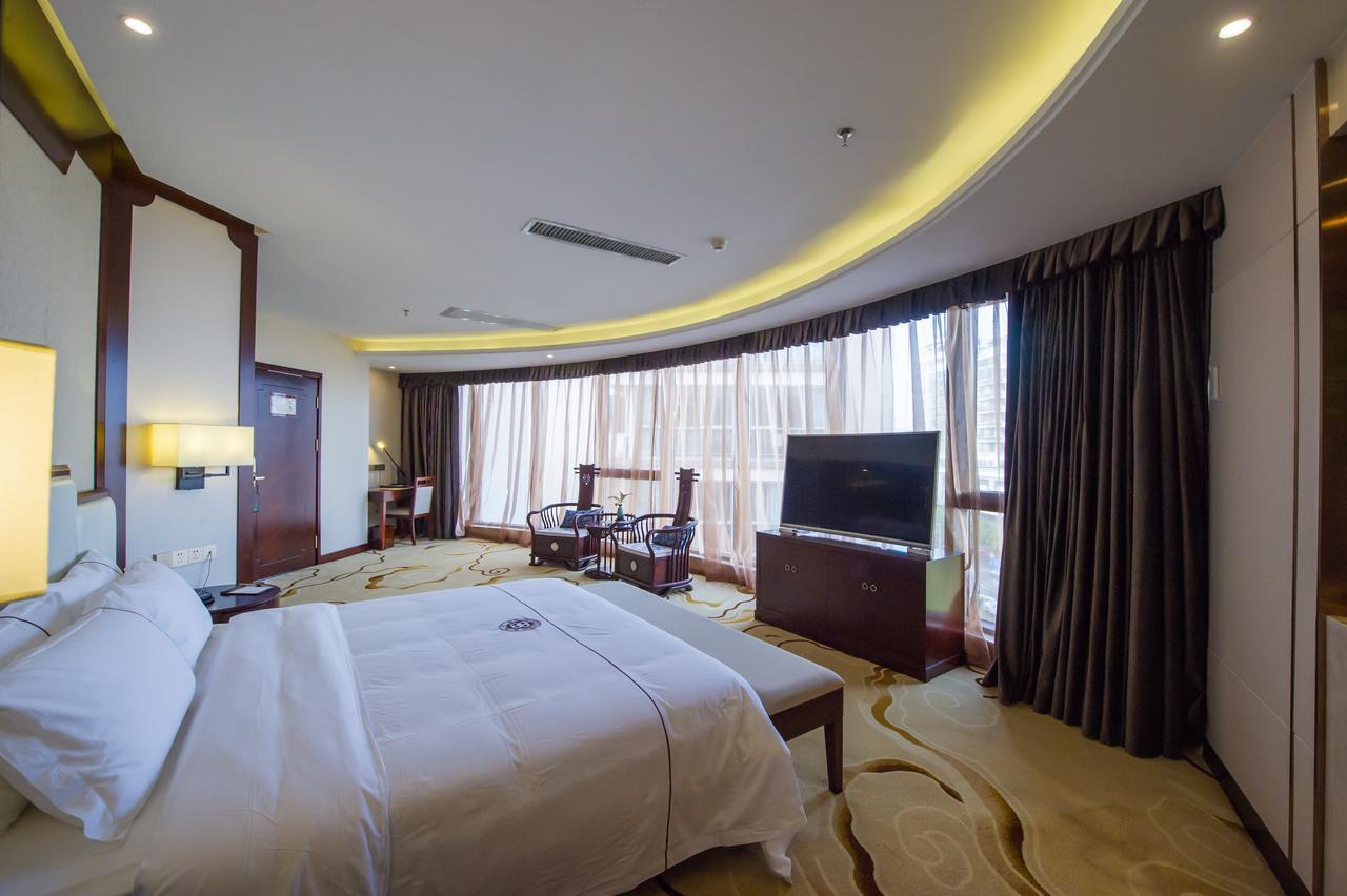 Guilin Tailian Hotel Экстерьер фото