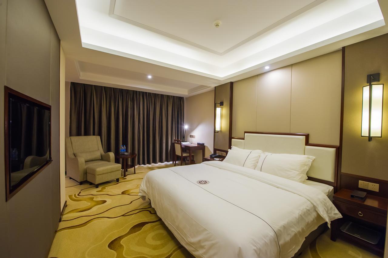 Guilin Tailian Hotel Экстерьер фото